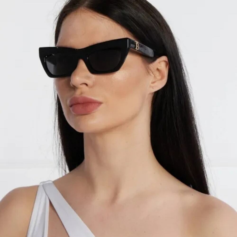 New Burberry Dark Grigio Sunglasses - With Tags Original Box and cloth